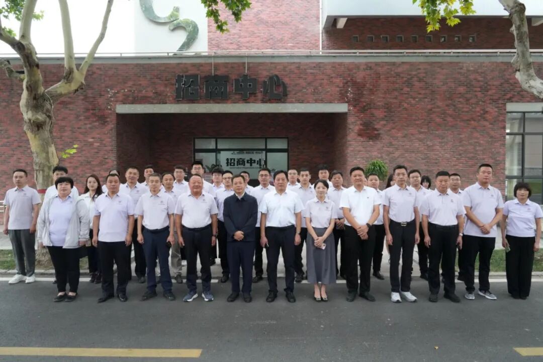 从三层小楼到二期大厦封顶，这所学校的故事滚烫！