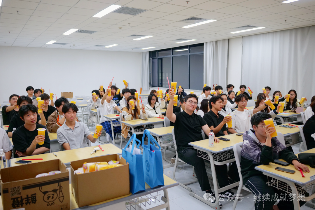 逐光而行 聚力升本｜双节相聚 共启升本新程