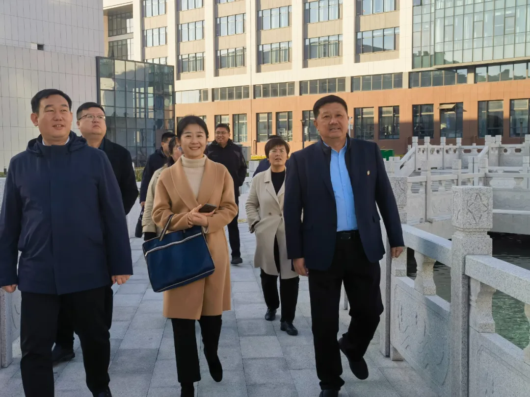 枣庄市委统战部到市中区调研职业教育发展情况
